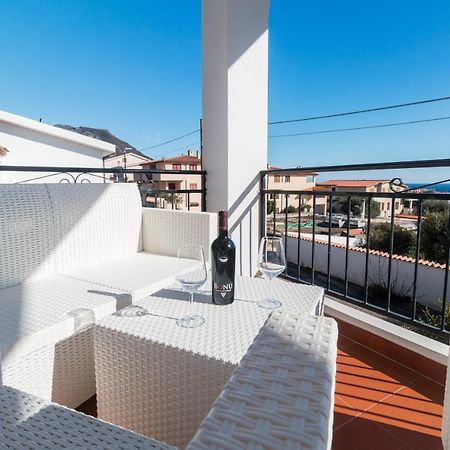 קאלה גונונה Suite Apartment La Punta מראה חיצוני תמונה