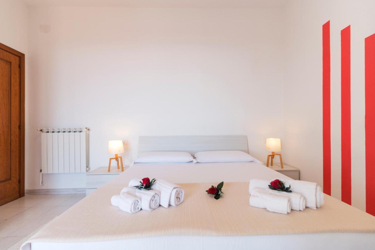 קאלה גונונה Suite Apartment La Punta מראה חיצוני תמונה